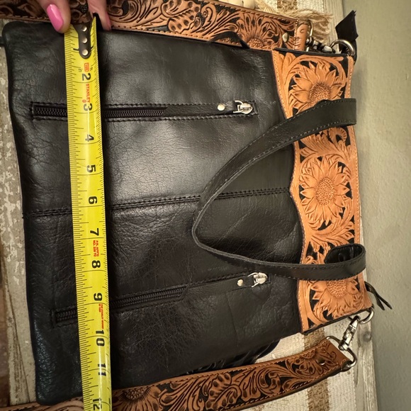 Beautiful Handcrafted Leather and Cowhide Fringe Bag! New! - Picture 14 of 16